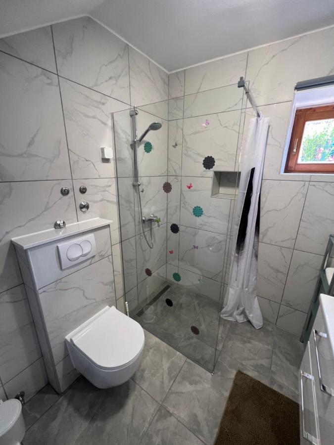 Apartamento Kuca Za Odmor Matea Poreč Exterior foto